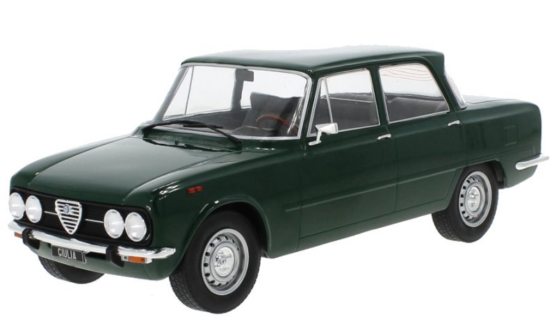 ALFA ROMEO Giulia Nuova Super - 1974 - darkgreen - MCG 1:18