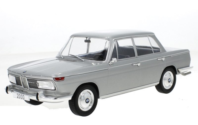 BMW 2000 Tilux - 1966 - silver - MCG 1:18
