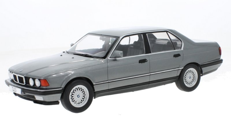 BMW 740i - E32 - 1992 - greymetallic - MCG 1:18