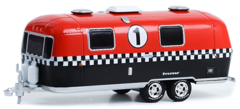 AIRSTREAM Double-Axle Land Yacht Safari - 1971 - Firestone - Greenlight 1:64