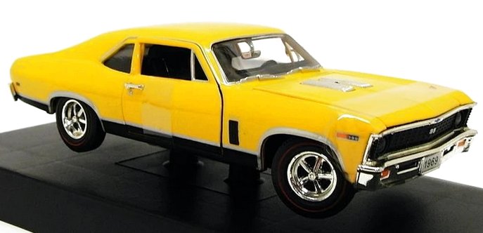 CHEVROLET Nova SS - 1969 - yellow - Signature Models 1:32