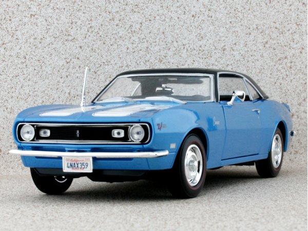 CHEVROLET Camaro Z/28 - 1968 - bluemetallic - Maisto 1:18