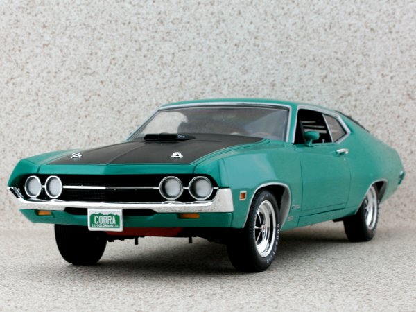 FORD Torino Cobra - 1970 - green / black - ERTL 1:18