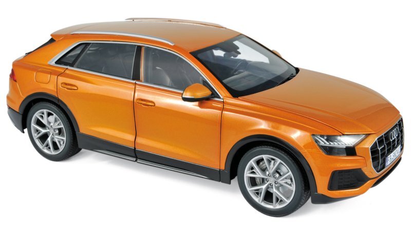 AUDI Q8 - 2018 - orangemetallic - Norev 1:18