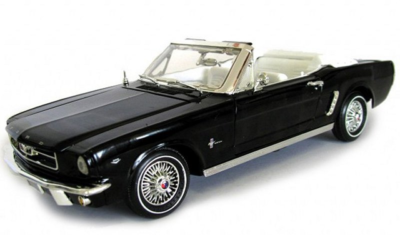 FORD Mustang - 1964 1/2 - black - MotorMax 1:18
