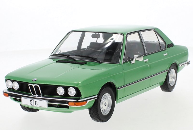 BMW 518 - E12 - 1974 - greenmetallic - MCG 1:18