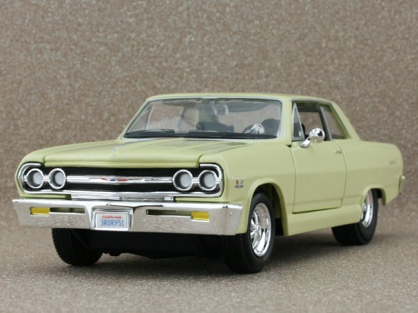 CHEVROLET Malibu SS - 1965 - yellow - Maisto 1:24