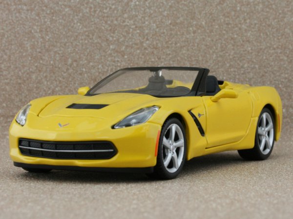 CHEVROLET Corvette Stingray - 2014 - yellow - Maisto 1:24