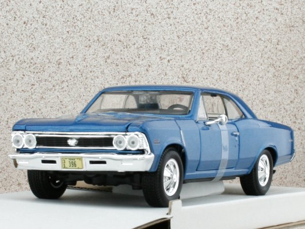 CHEVROLET Chevelle SS 396 - 1966 - bluemetallic - Maisto 1:24