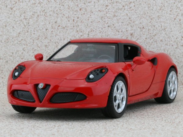 ALFA ROMEO 4C - red - MotorMax 1:24