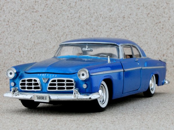 CHRYSLER C 300 - 1955 - bluemetallic - MotorMax 1:24