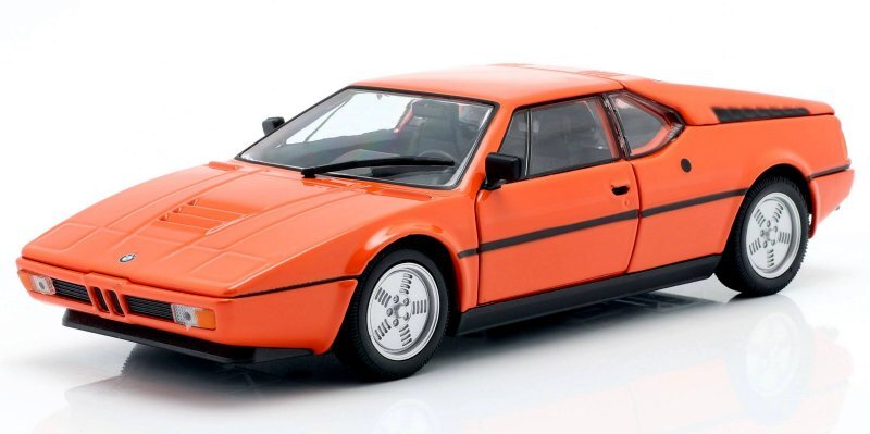 BMW M1 - orange - WELLY 1:24