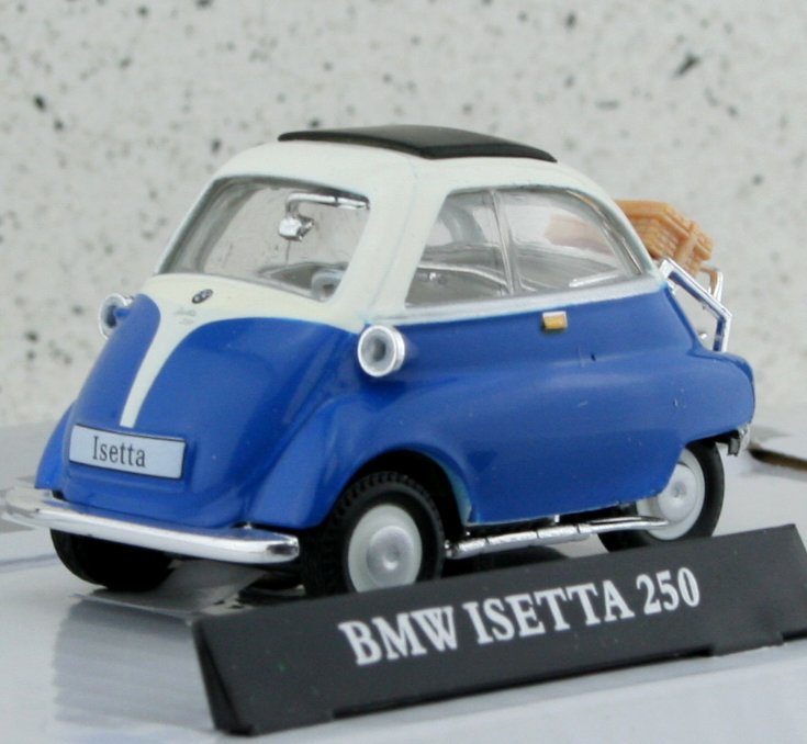 BMW Isetta 250 - blue - Cararama 1:43