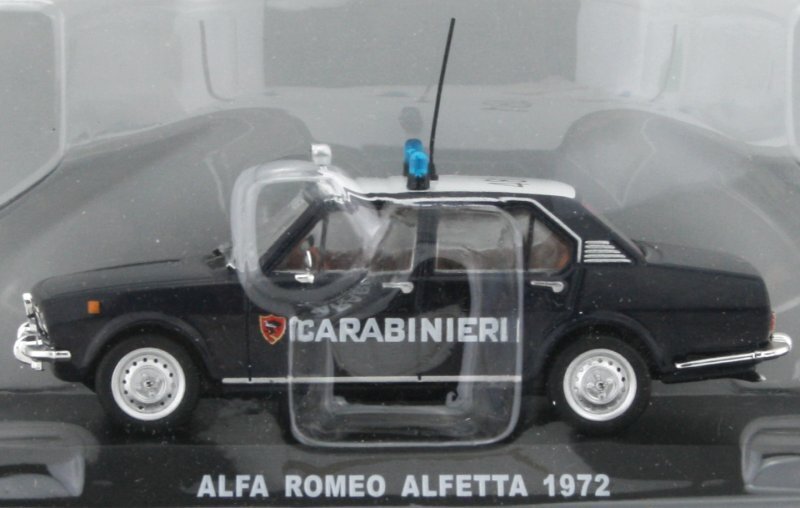 ALFA ROMEO Alfetta - 1972 - Carabinieri - Atlas 1:43