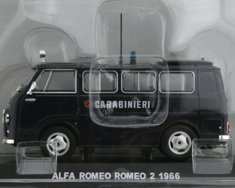 ALFA ROMEO Romeo 2 - 1966 - Carabinieri - Atlas 1:43