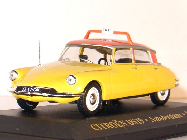 CITROEN DS19 - 1958 - Taxi Amsterdam - IXO 1:43