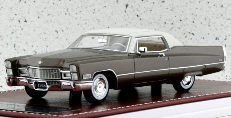 CADILLAC Coupe deVille - 1968 - chestnut brown irid / beige - GIM 1:43