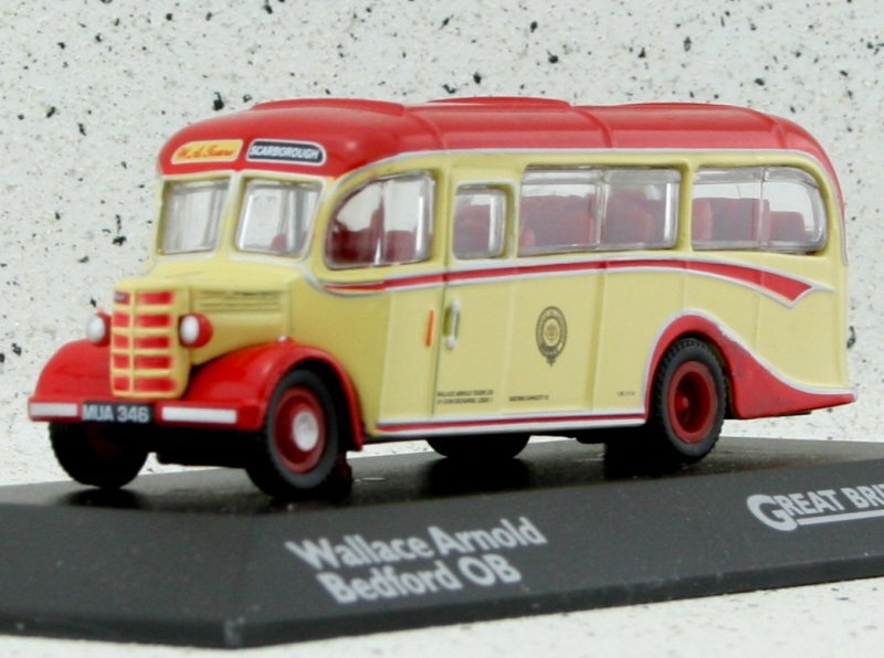 BEDFORD OB Wallance Arnold - red / cream - Atlas 1:76