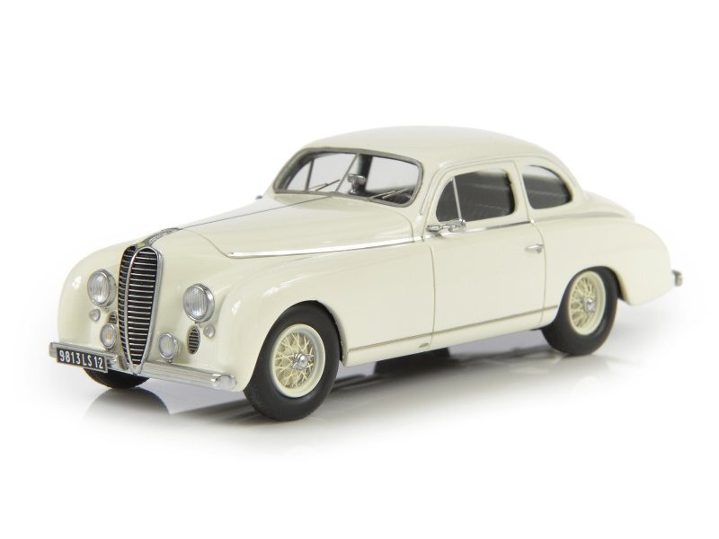 DELAHAYE 135M Coupe by Guillore - 1949 / 1950 - white - ESVAL 1:43
