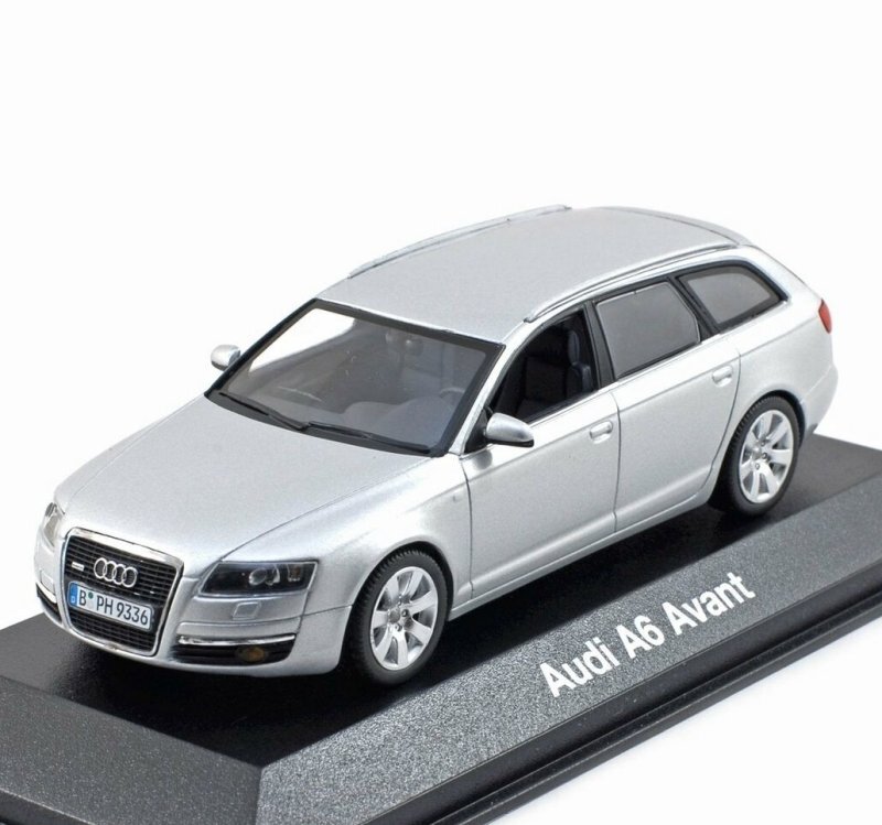 AUDI A6 Avant - 2004 - silver - Minichamps 1:43