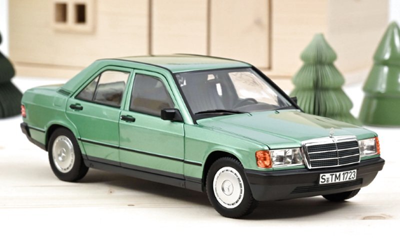 MB Mercedes Benz 190 E - Limited 200 pc`s - 1984 - greenmetallic - Norev 1:18