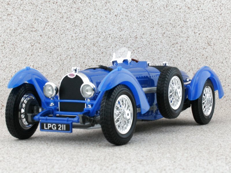 BUGATTI Type 59 - 1934 - blue - Bburago 1:18