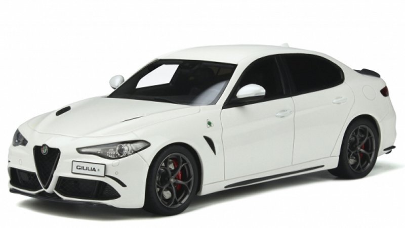 ALFA ROMEO Giulia Quadrifoglio - 2019 - white trofeu - OTTO Mobile 1:18