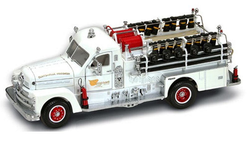 SEAGRAVE Model 750 - 1958 - Firetruck - YATMING 1:24