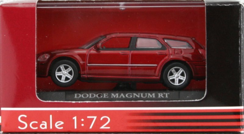 DODGE Magnum RT - redmetallic - Yatming 1:72